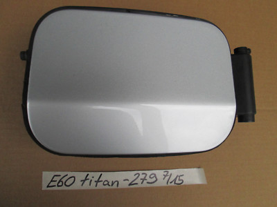 BMW E60 / E61 Tankdeckel Tank Klappe Tankverschluss silber + Abdecktopf 7034279