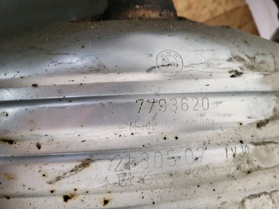 BMW E90 E91 E87 Auspuff Endschalldämpfer 7793620 Mittel Vorschalldämpfer 7793237