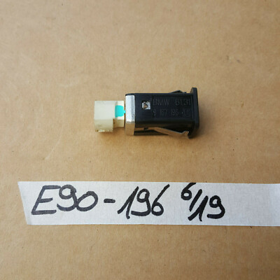 BMW E82 E87 E90 E91 E92 E60 E61 E63 F07 F10 F11 F12 X1 X3 X5 USB Buchse 9167196 