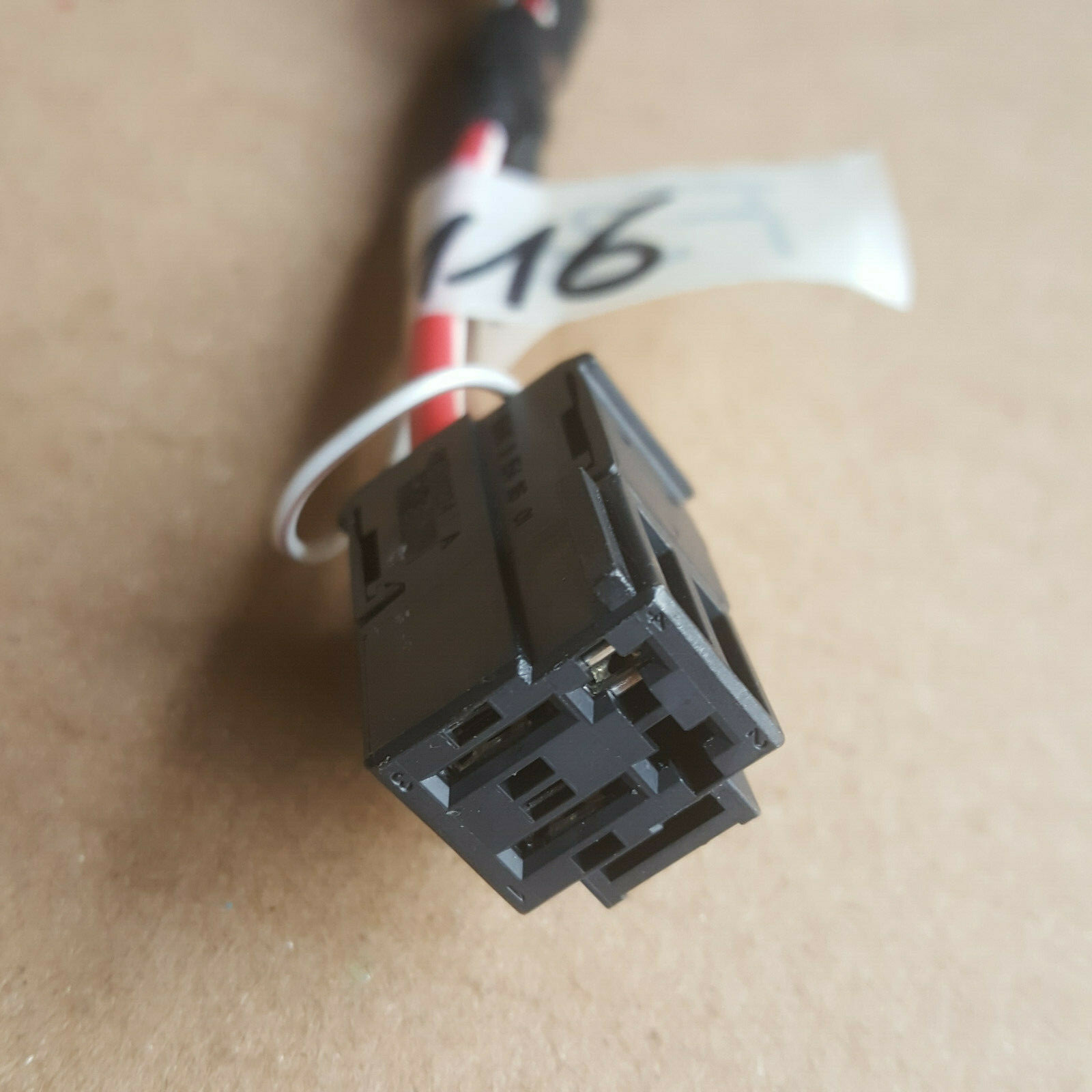 BMW F30 F31 F34 Stecker für Gebläse Endstufe Lüfter Regler Widerstand 9154116