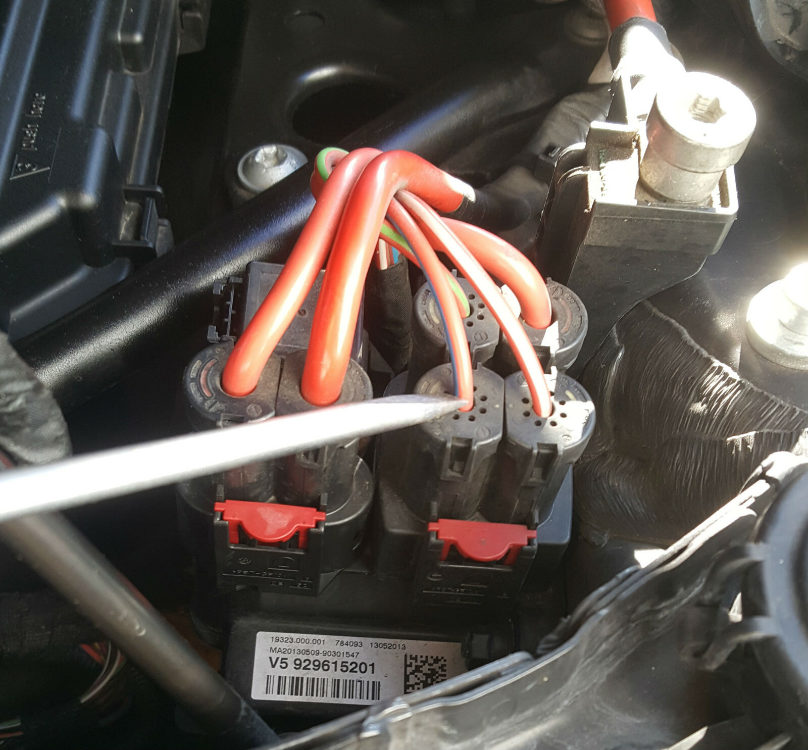 BMW F30 F31 F34 F35 Stecker 9228651