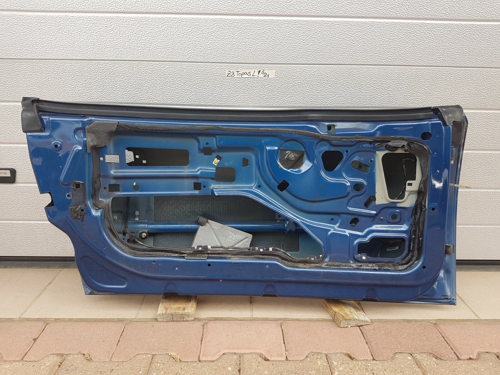 BMW Z3 Roadster Fahrer Tür LINKS Titan Silber Oder blau Beule Kratzer Lackschäde