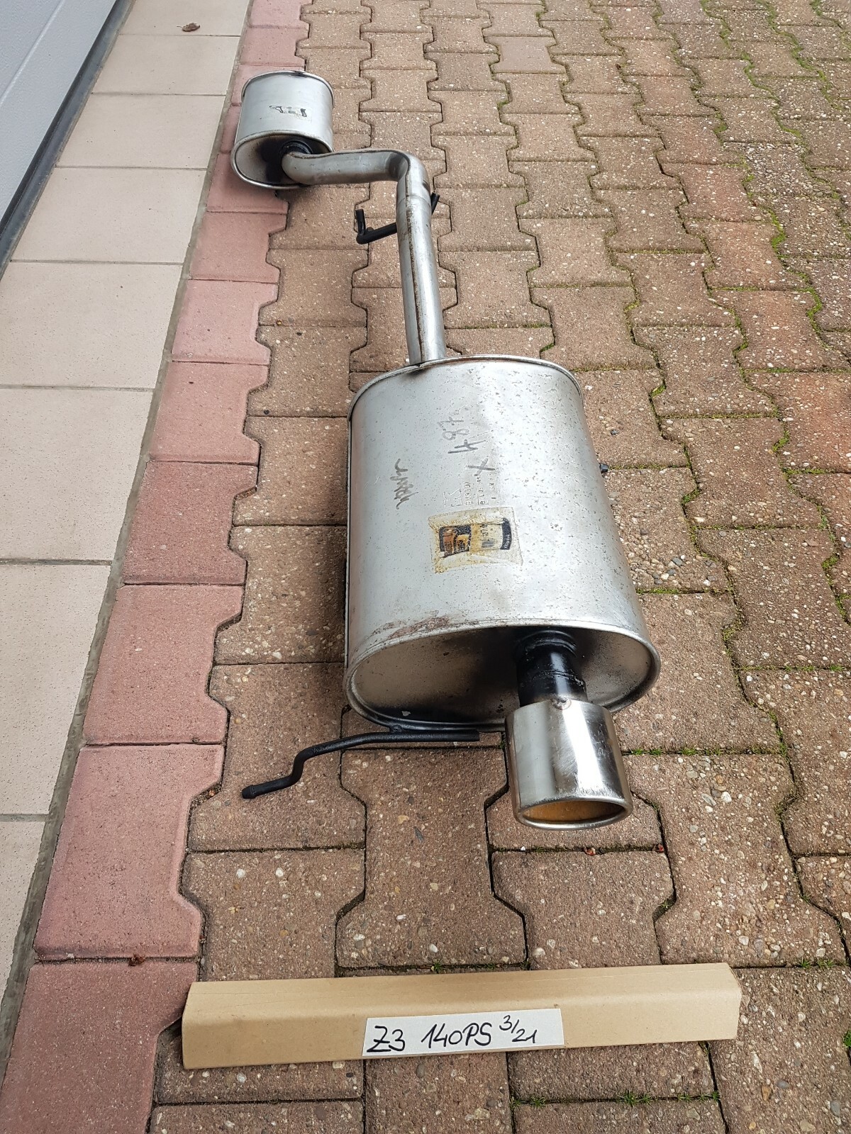 BMW Z3 Roadster Auspuff Endschalldämpfer Endtopf + Mittelschalldämpfer 140 PS