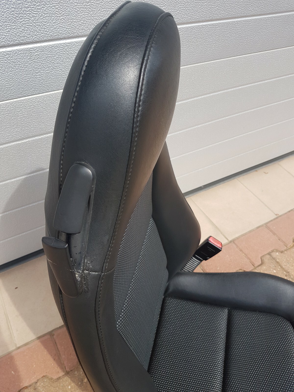 BMW Z3 Roadster Facelift Bei Fahrer Sitz Leder schwarz RECHTS  Gestell  Motor