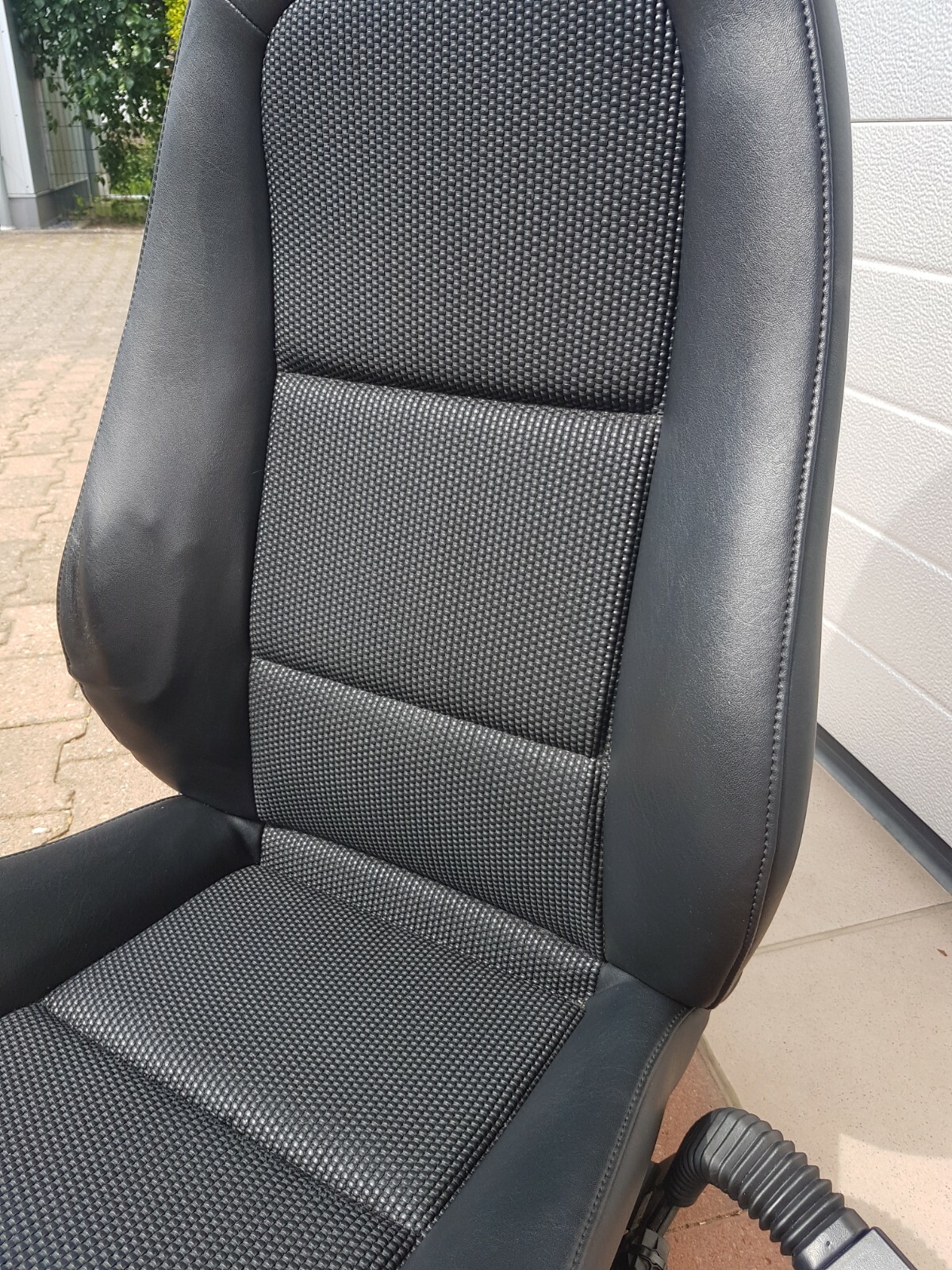 BMW Z3 Roadster Facelift Bei Fahrer Sitz Leder schwarz RECHTS  Gestell  Motor