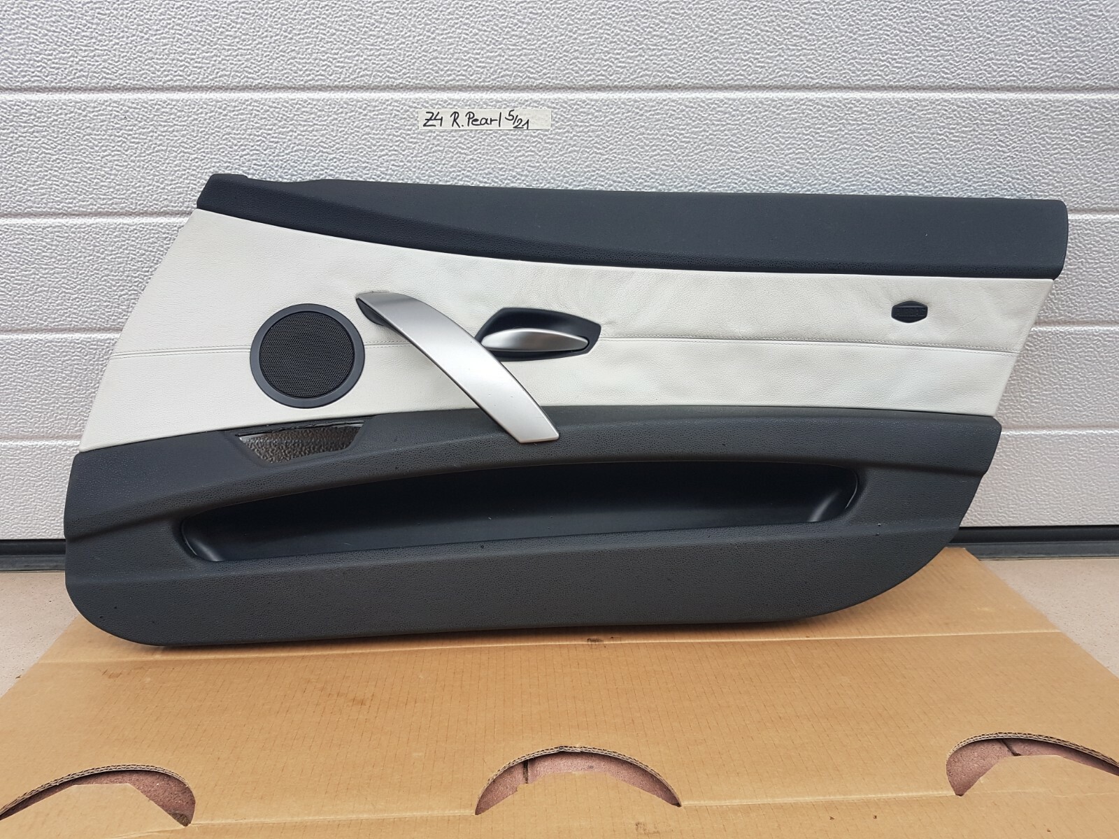 BMW Z4 E85 E86 Tür Verkleidung Türtafel Leder Pearl grau RECHTS Beifahrer Seite