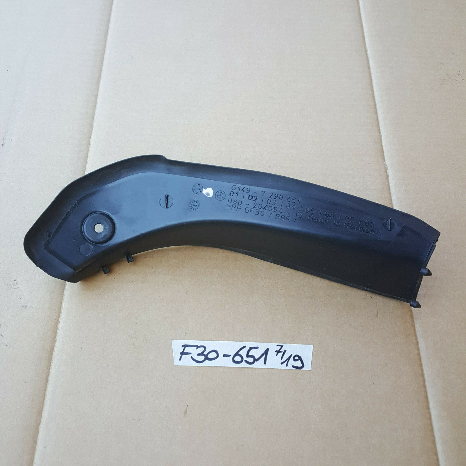 BMW F30 F35 Heckdeckel Leiste Kofferraum Ablauf Blende Wasserrinne links 7290651