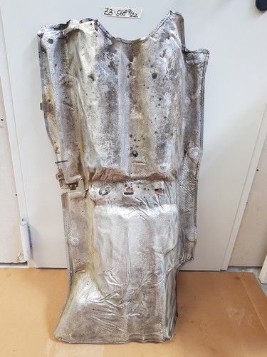 BMW Z3 Hitzeblech Hitzeschutz Wärmeisolierung Wärmeschutzblech Tunnel 2693568