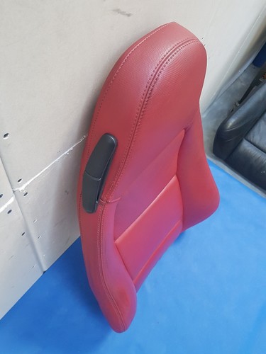 BMW Z3 Roadster + Coupe Bei Fahrer Sitz Oberteil Leder Snake rot Rückenlehne 