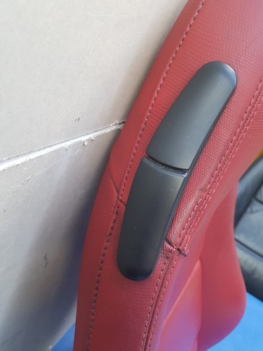 BMW Z3 Roadster + Coupe Bei Fahrer Sitz Oberteil Leder Snake rot Rückenlehne 