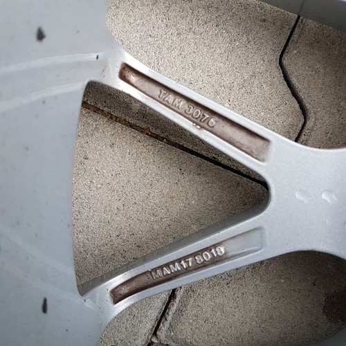 BMW E46 Z4 E85 Alufelge Kreuzspeiche M Felge 8 J x 18 Zoll + Pirelli Reifen