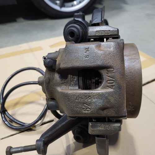 BMW Z4 E85 Achsschenkel 1094464 Achsschwinge  Radnabe Radlager HINTEN RECHTS