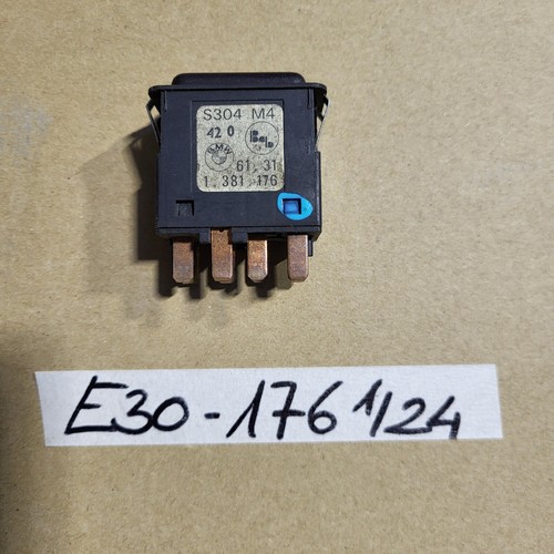 BMW E30  Warnblinker Schalter für Warnblink Anlage 1381176