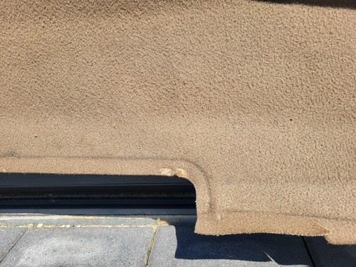 BMW Z3 Roadster Verkleidung Verdeck Kasten Teppich hinten  innen  8399281 Beige