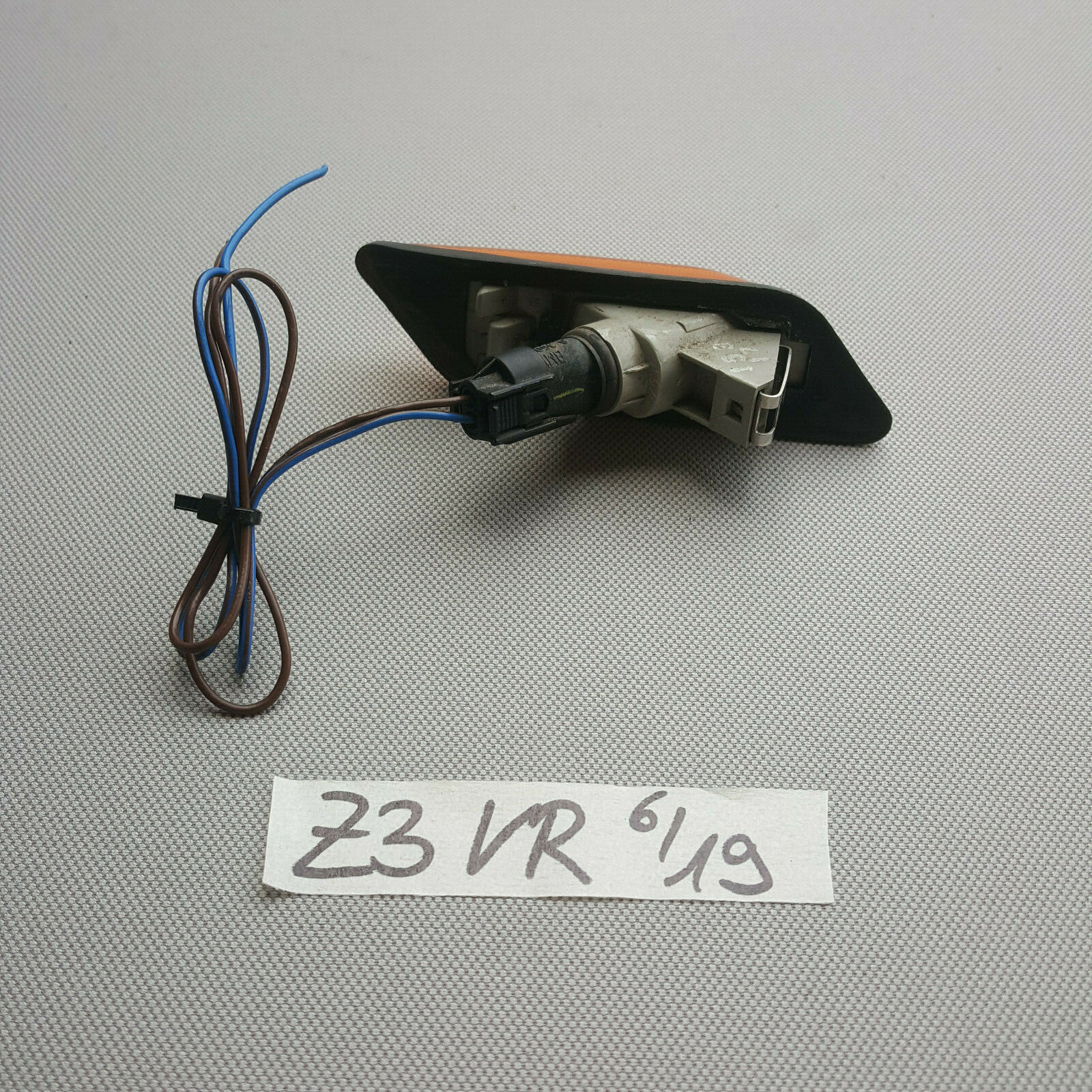 BMW Z3 Seiten Blinker Kotflügel 8400764 Zusatzblinkleuchte RECHTS 8389536 Stecke