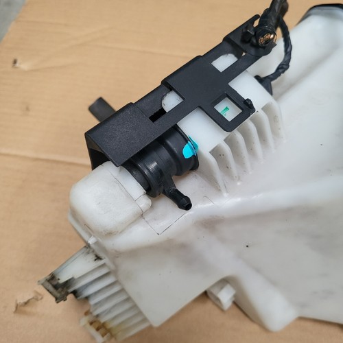 BMW Z4 Wischwasser Vorratsbehälter SRA 2x Pumpe Scheinwerfer waschanlage 7110854
