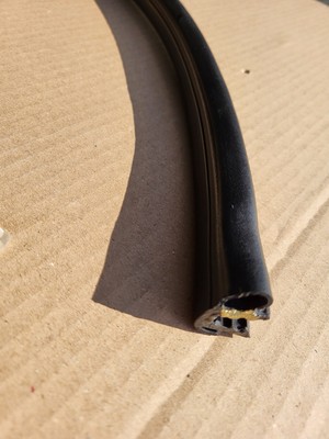 BMW Z3 Roadster Tür Dichtung  Fahrer Seite Dicht Gummi Kantenschutz LINKS 