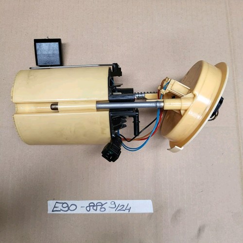 BMW E87 / E90 / E91 / E92 / E93  Diesel Kraftstoff Pumpe im Tank 6763886