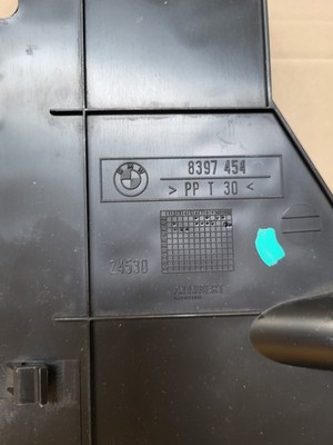 BMW Z3 Fussraum Verkleidung rechts unter Handschuhfach Abdeckung 8397454