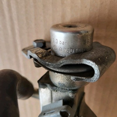 BMW E34 E36 Z3 Einspritzdüse 1247904 Einspritz Schiene Einspritzeinheit Injektor