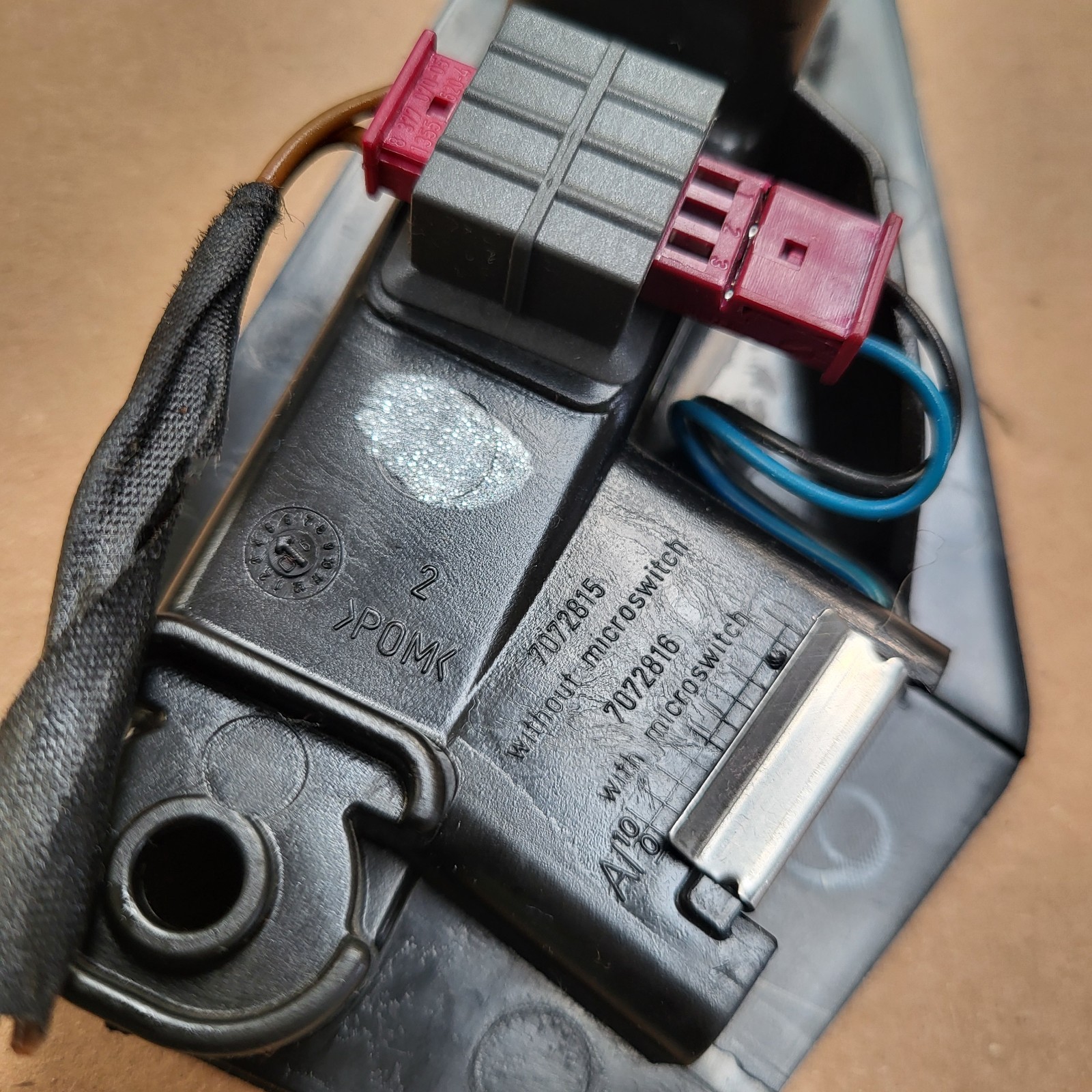 BMW Z4 E85 Mikro Schalter Verdeck Kontakt 7186820