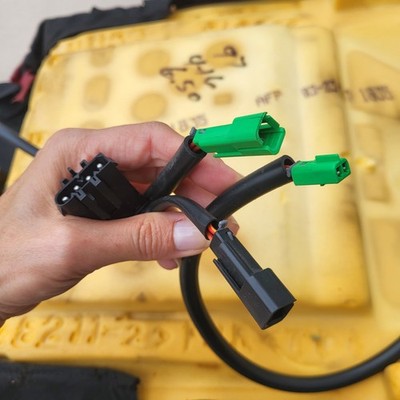 BMW Z3 Roadster Fahrer Sitz Unterteil Leder rot Bezug + Polster + Sitzheizung 