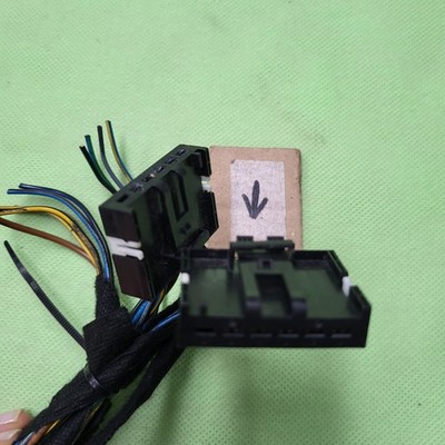 BMW Z4 E85 E86 Kabel Stecker für Rücklicht 8369702 rechts + links