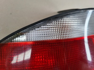 BMW Z3 Roadster Rückleuchte Rücklicht Bremslicht 8384511 LINKS rot weiss Kratzer
