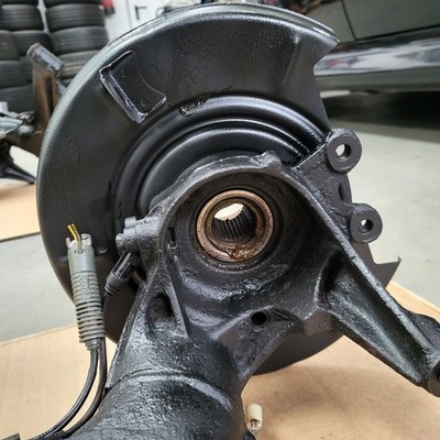 BMW Z3 Facelift Achsschwinge HINTEN Rad Aufhängung Längslenker LINKS ABHOLUNG