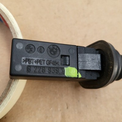 BMW E46 X3 E83 E90 E91 E92 E60 E61  Tank Deckel Feder Anschlag Puffer 8228939