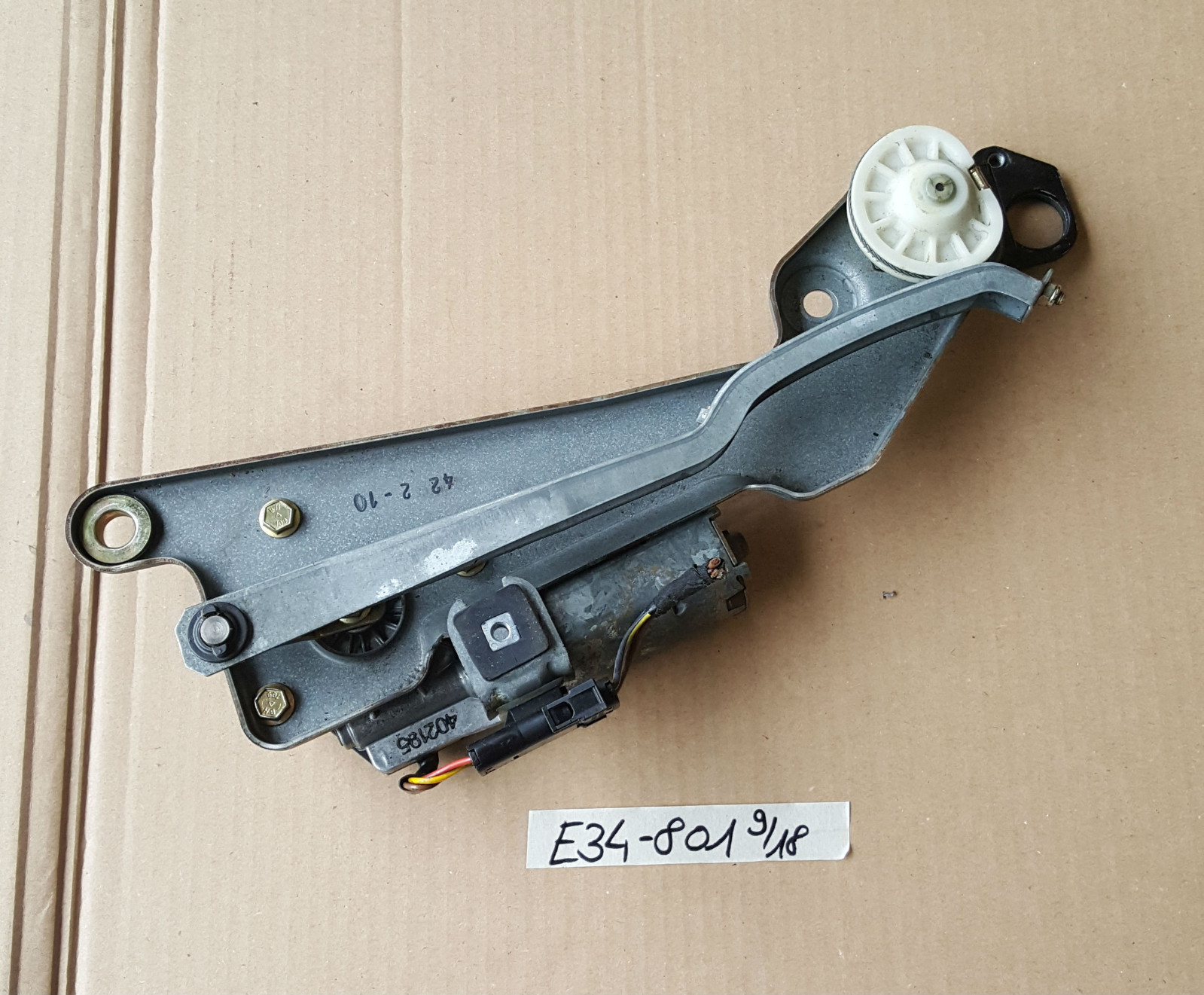 BMW E34 Touring Heckwischer Motor  Wischermotor HINTEN 1391801 + Halter 8355721