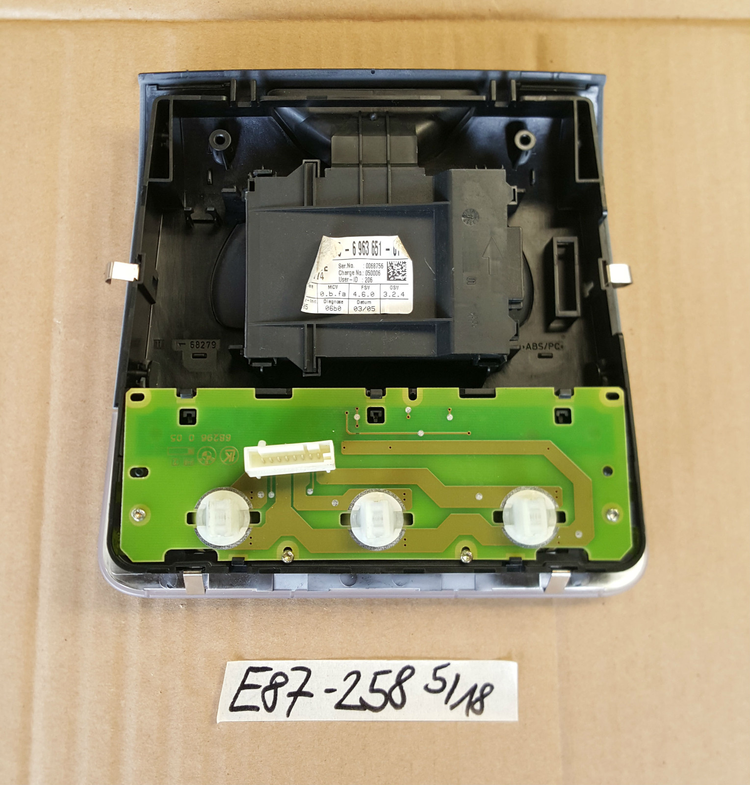 BMW E92 E82 Leselampe grau Innenleseleuchte Schaltzentrum Dach Himmel 6951258