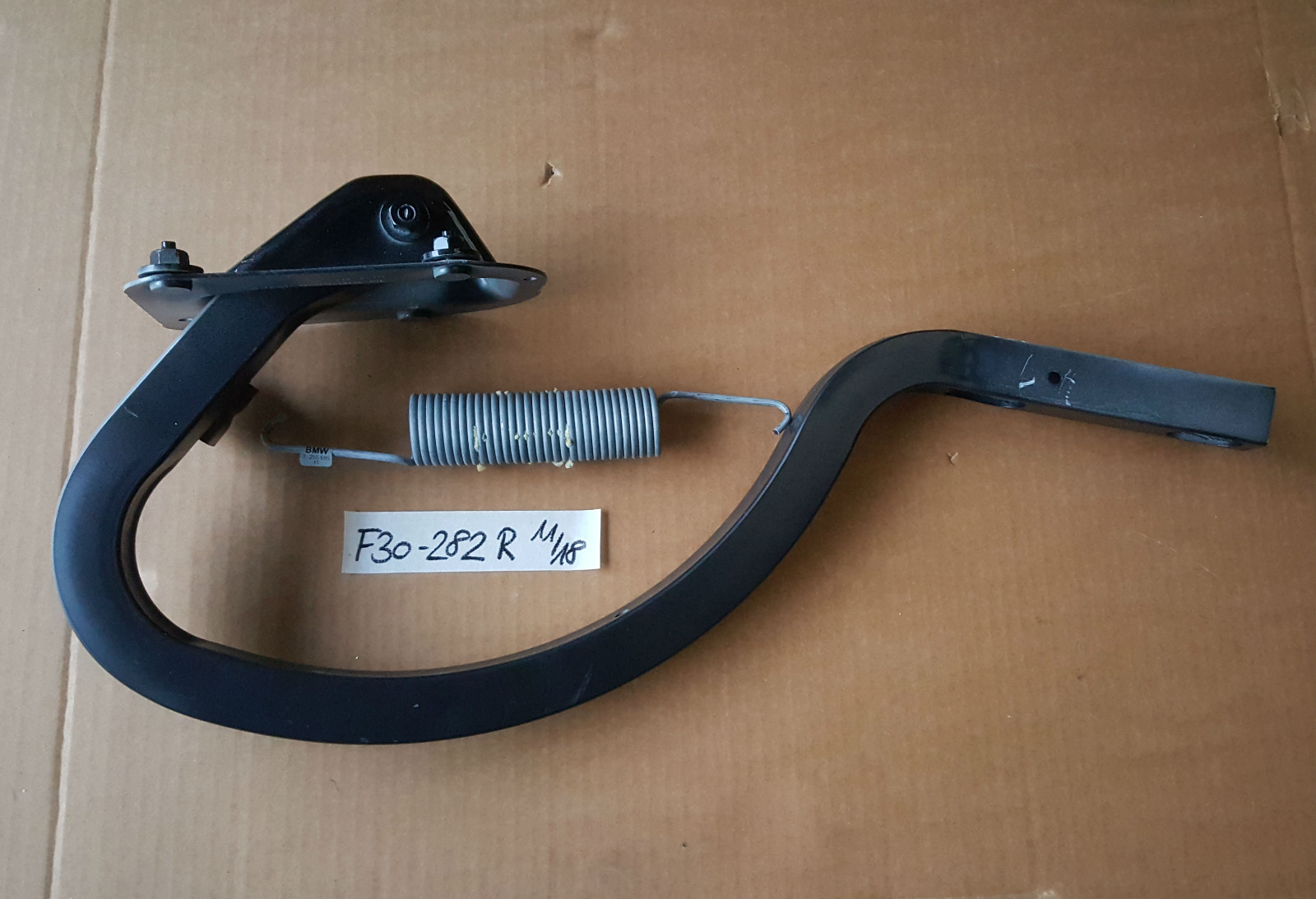 BMW F30 F35 Heckdeckel Scharnier Kofferraum Gelenk + Feder Heckklappe 4858281
