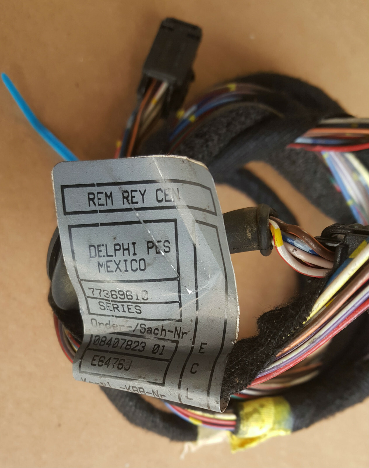 BMW Z3  Roadster Kabel für Leselampe am Himmel Innen Leuchte Mitte oben 8401353