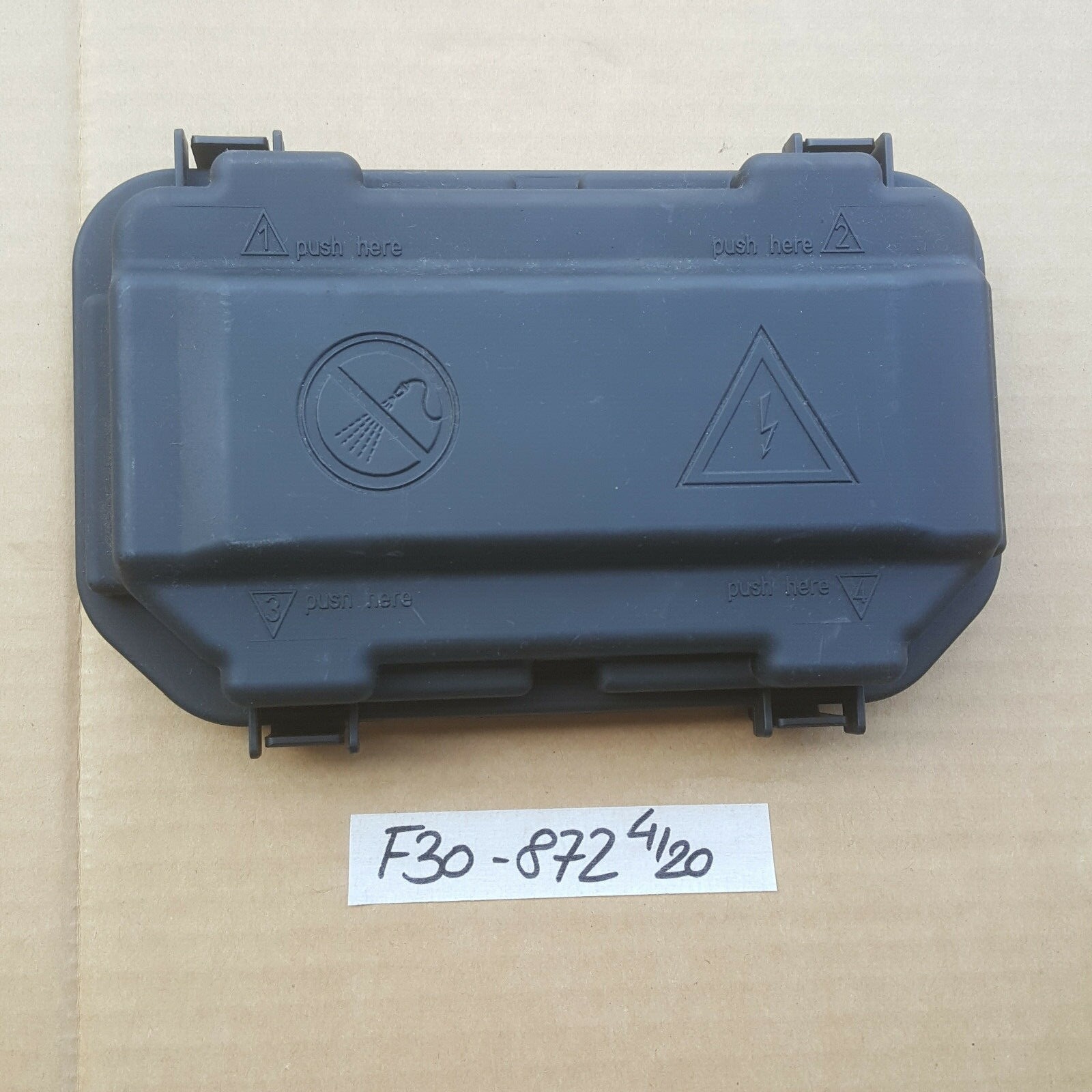 BMW F30 F31 F34 F20 F21 Deckel Steuergeräte Box Klappe Aufbewahrungsbox 9224872