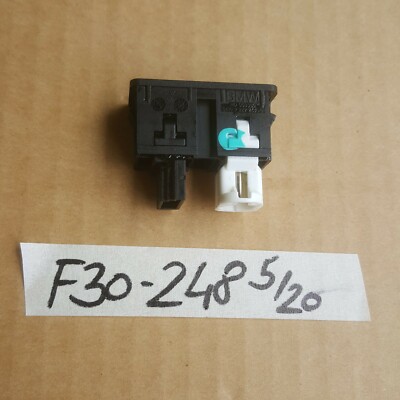 BMW F20 F21 F30 F31 USB Anschluss Stecker Audio Buchse AUX IN Schalter  9229248