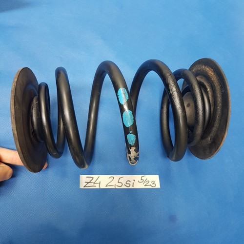 BMW Z4 E85 Spiral Tonnen Fahrwerks Schrauben Feder HINTEN rechts links 6 Zyl.