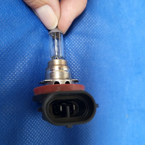 BMW 3er E90 E91 E92 E93 und Z4 E85 E86 Nebel Scheinwerfer Birne Osram H8