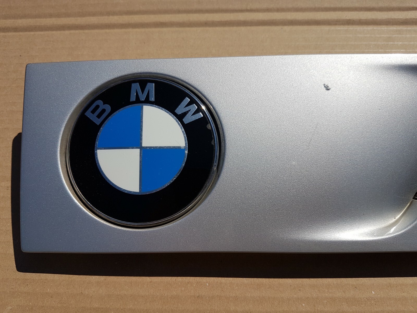 BMW Z3 Lufteinlass Ki​emen Ziergitter Motorhaube Titan Silber RECHTS + LINKS