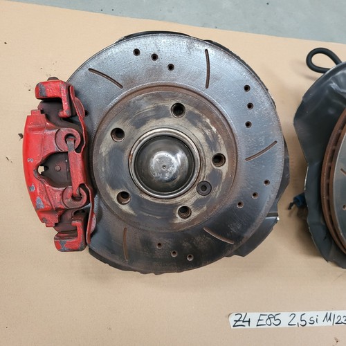 BMW E46 Z4 E85  Radlager Bremsscheibe Brems Sattel + Beläge vorne rechts + links