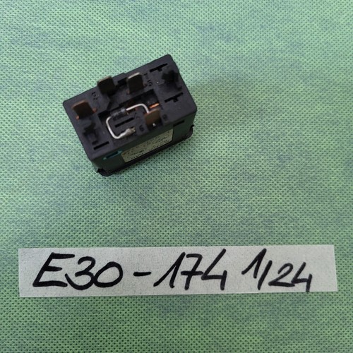 BMW E30  Schalter für Heizbare Heckscheibe 1381174