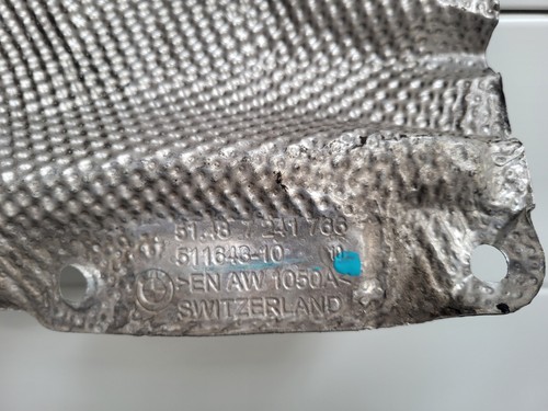 BMW F20 F21 F22 F23 F30 F31 F34 F35 Hitzeblech Wärmeisolierung Stirnwand 7241766