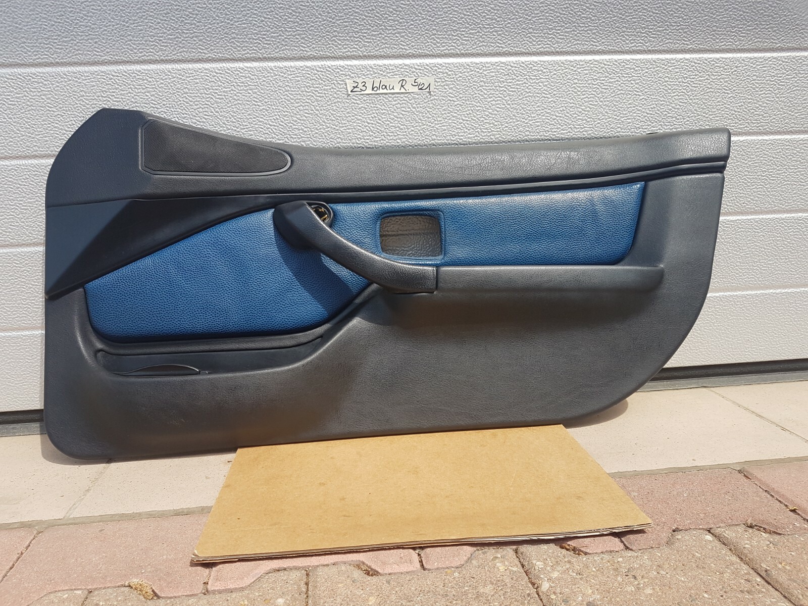 BMW Z3 Roadster Tür Verkleidung schwarz blau Türtafel Tür Pappe RECHTS + Griff 