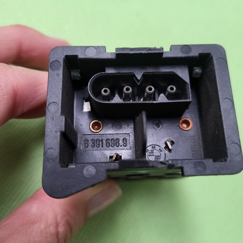 BMW E36 Widerstand  Heizung Gebläse Regler Relais 8391698