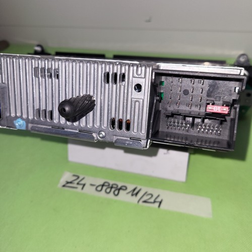 BMW Z4 E85 E86 CD Radio BMW Business Audio Tuner CD Player  6976888