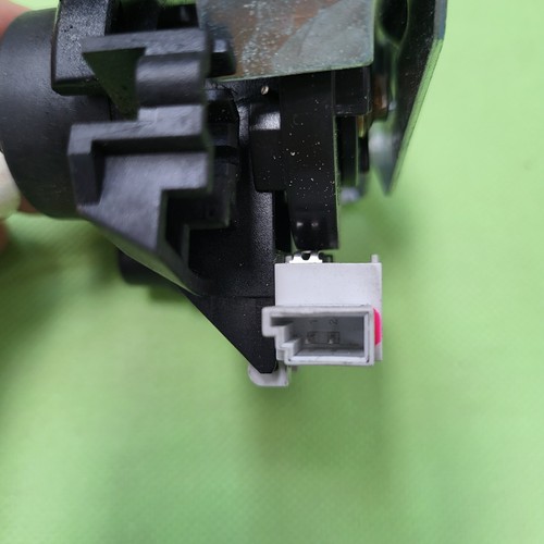 BMW Z4 E85 E86 E60 E46 Limousine Heckdeckel Schloss 8241088