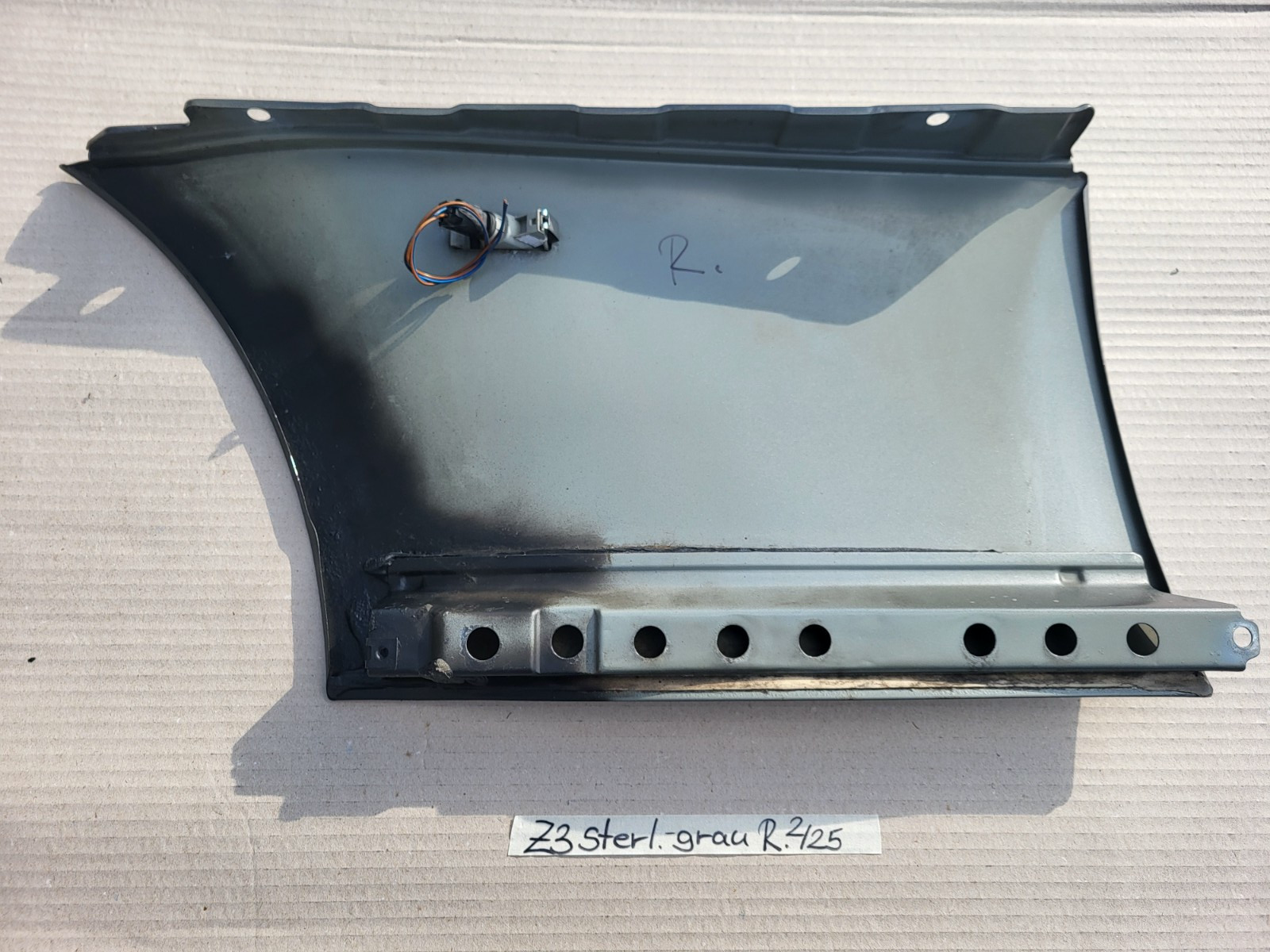 BMW Z3 Roadster Kotflügel Seitenwand  VORNE RECHTS sterling Grau Metallic 