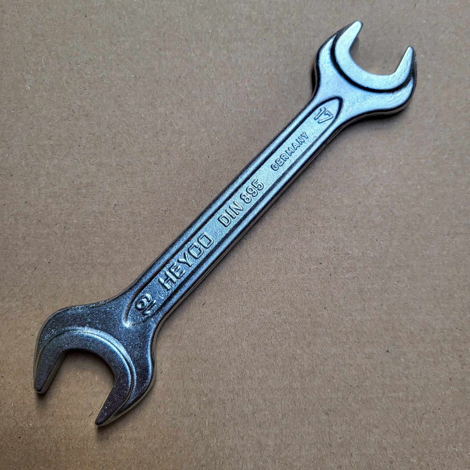 BMW E36 + Z3 Bord Werkzeug Maul Schlüssel Doppelmaul 17 und 19