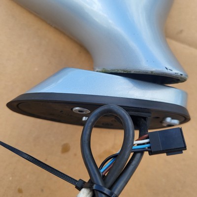 BMW Z3 Roadster Seiten Außen Spiegel Glas + Motor RECHTS Arktis Silber Metallic 