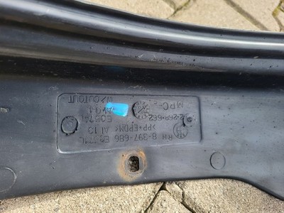 BMW Z3 Roadster Radschale Abdeckung Radhaus Innen Kotflügel VORNE RECHTS 8397686